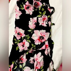 Cover up floral skirt forver 21/large
